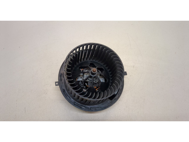 Моторчик печки  BMW X3 F25 2010-2017 64119227671, 9227671    64119227671, 9227671   