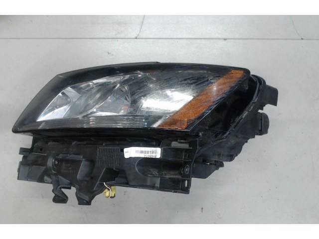 Фара передняя  Audi Q5 2008-2017 левая 