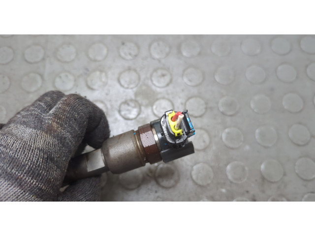 Форсунка топливная  KIA Ceed 2007-2012    0445110320     