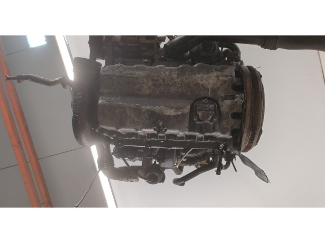 Форсунка топливная  Volkswagen Touran 2003-2006         