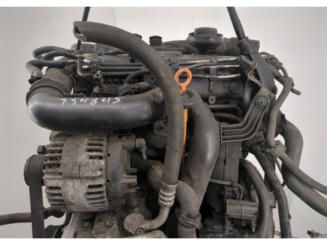 Форсунка топливная Volkswagen Touran 2003-2006 038130073AG