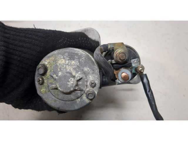 Стартер Nissan Serena 2005-2010 C25