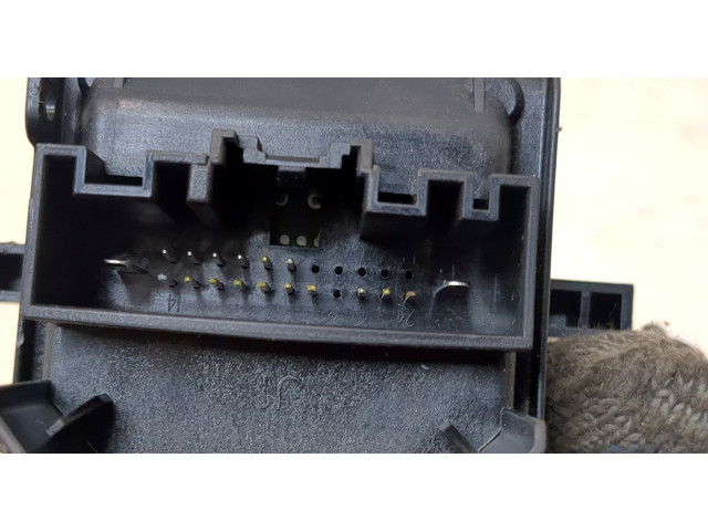 Блок комфорта  Ford EcoSport 2017-      LN1514F642AC  