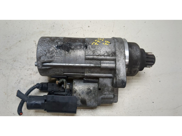 Стартер Volkswagen Touran 2010-2015 1.6