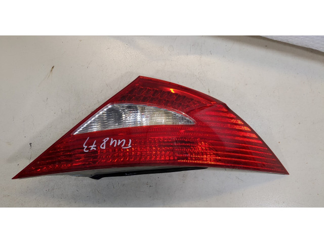 Задний фонарь          