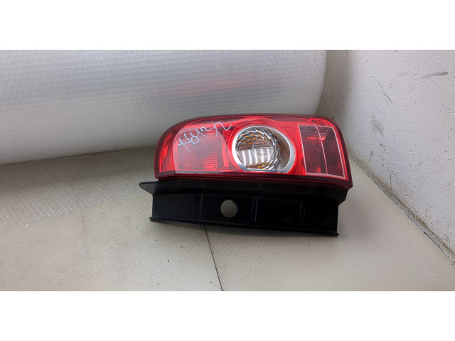 Задний фонарь          