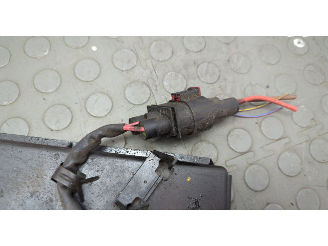 Вентилятор радиатора  Volkswagen Golf Plus           