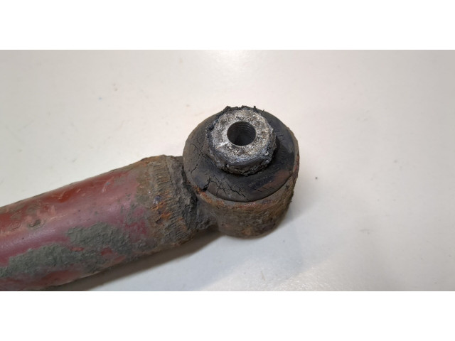 Стойка амортизатора  Audi A6 (C5) 1997-2004      1.9  дизель