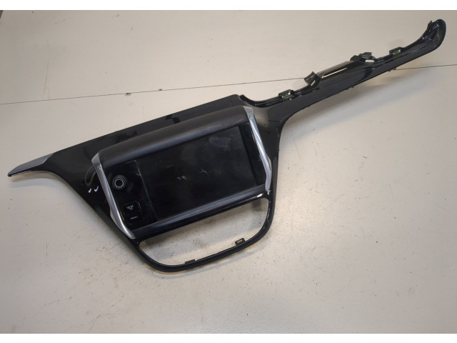 Дисплей бортового компьютера  Peugeot 208 9875839677       