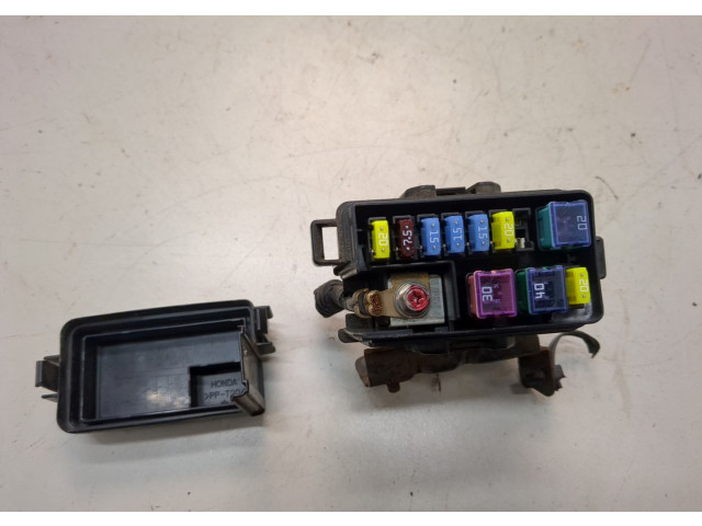 Блок предохранителей Honda Pilot 2002-2008
