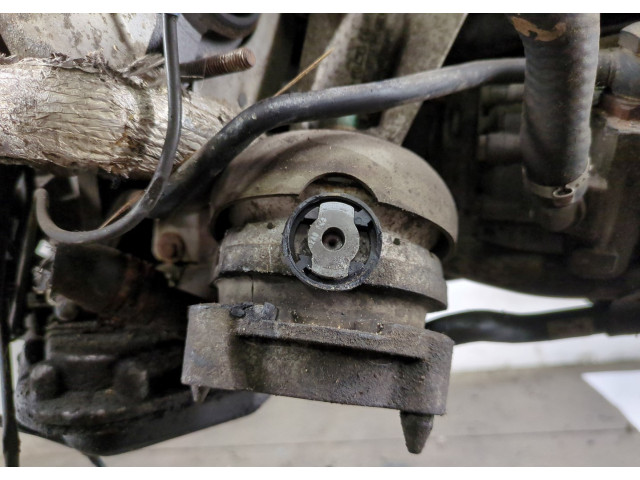 Форсунка топливная  Audi A8 (D3) 2002-2010         