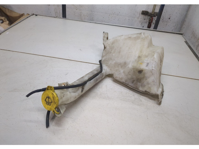 Бачок омывателя Jeep Grand Cherokee 1999-2003 2.7