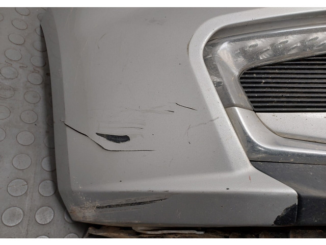 Бампер  Chevrolet Malibu 2015-2018 передний   84042377