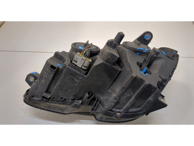 Фара передняя  Mercedes C W204 2007-2013 правая 