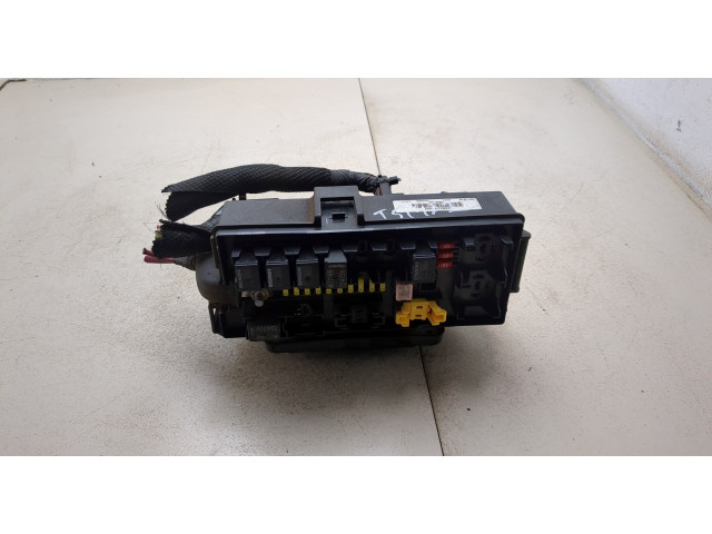 Блок предохранителей Jeep Grand Cherokee 2004-2010