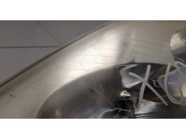 Фара передняя  Toyota Avensis 2 2003-2008 правая 