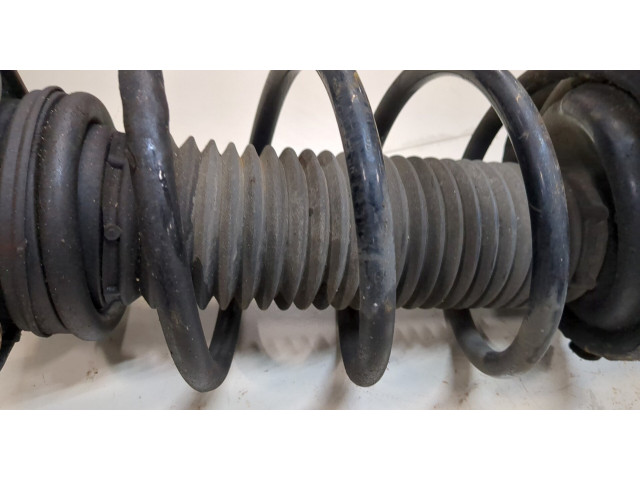 Стойка амортизатора Ford Focus 2 2005-2008 1.4 бензин