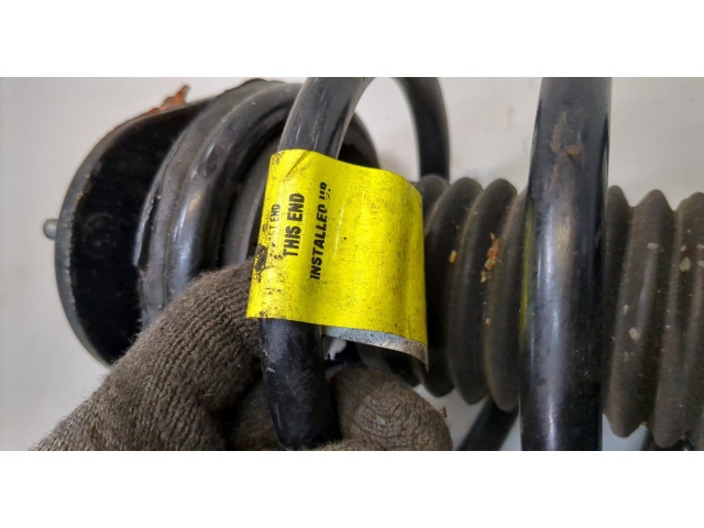 Стойка амортизатора  Pontiac Vibe 1 2002-2008      