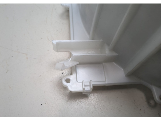 Моторчик печки  Nissan X-Trail (T30) 2001-2007 272258H310, 272300M000    272258H310, 272300M000   