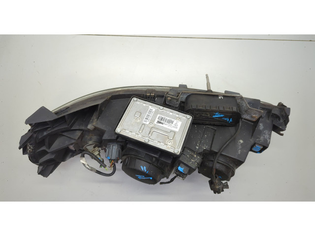 Фара передняя Volvo S60 2000-2009 правая