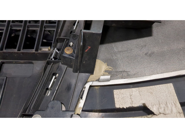 Бампер  Audi Q5 2008-2017 передний   