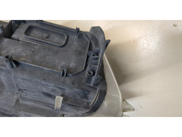 Фара передняя  Volkswagen Passat CC 2008-2012 левая 