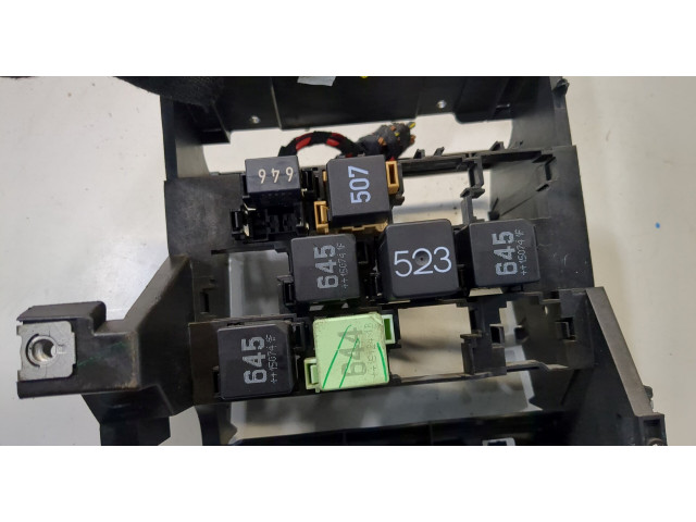 Блок реле Volkswagen Beetle 2011-2019