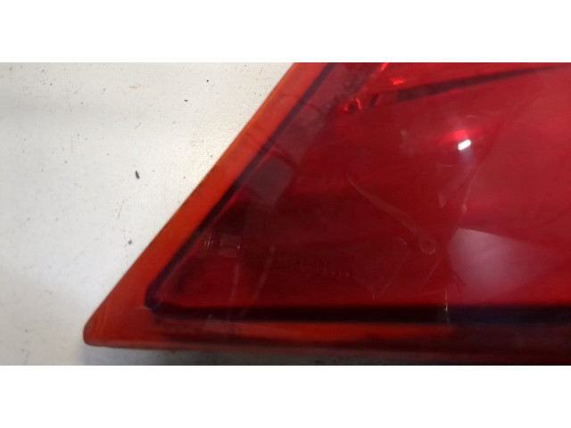 Задний фонарь        Volkswagen Golf 4 1997-2005 