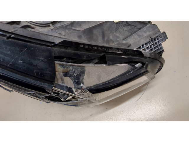 Фара передняя  GMC Terrain 2017- левая 