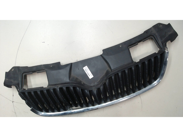 Решетка радиатора  Skoda Fabia 2007-2010          1.2 
