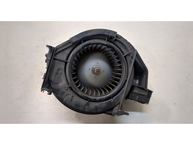 Моторчик печки Audi A6 (C6) 2005-2011