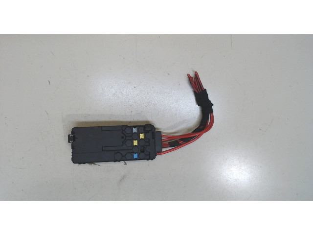 Блок предохранителей Mercedes R W251 2005- 013948411 3.5