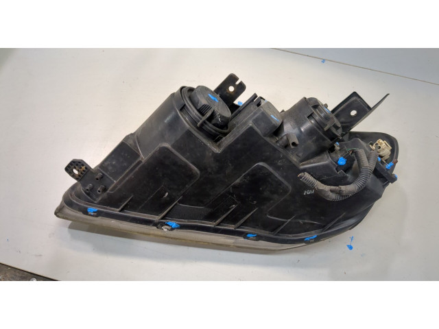 Фара передняя  Chevrolet Captiva 2006-2011 правая 
