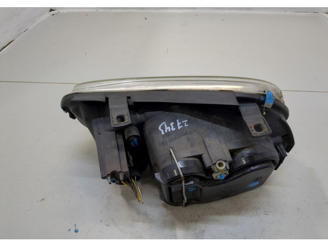 Фара передняя  Volkswagen Golf 4 1997-2005 правая 