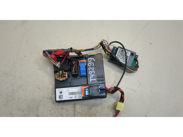 Блок комфорта Audi A6 (C6) Allroad 2006-2011 4F0907289J