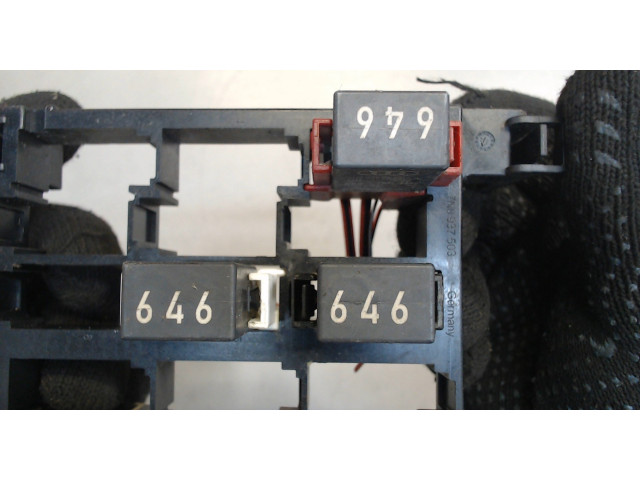 Блок реле  Skoda Yeti 2013-2018      7N0937503    1.6