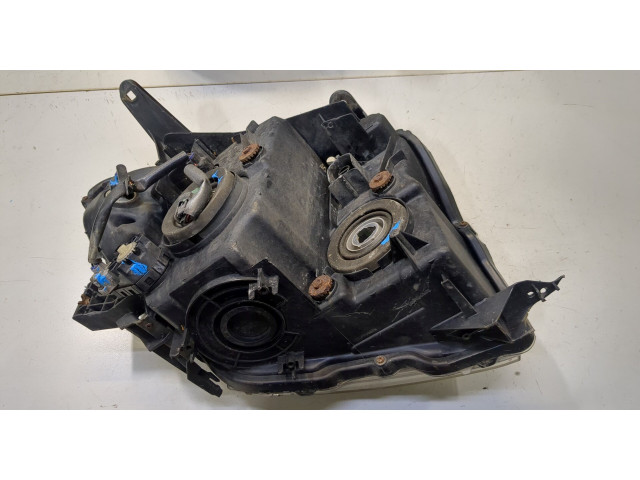 Фара передняя Mitsubishi Pajero 2006-2011 левая