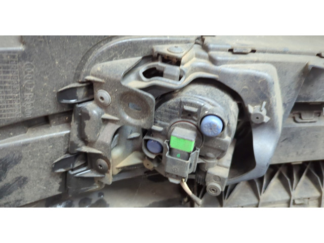 Бампер  Audi A1 (8X) 2010-2018 передний   