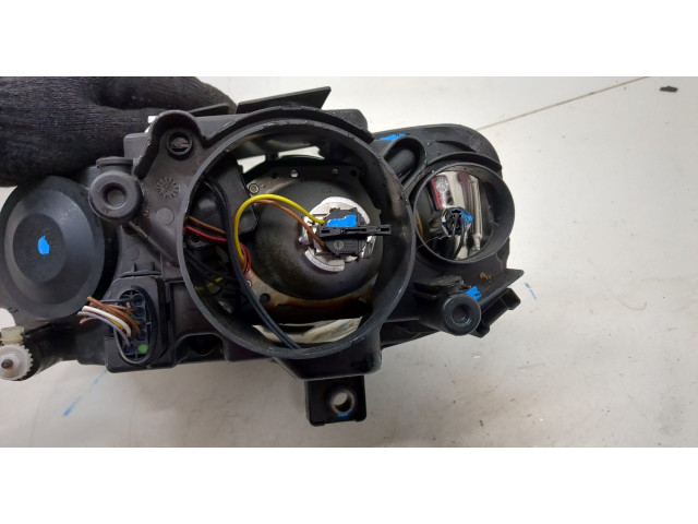 Фара передняя  Volkswagen Passat 6 2005-2010 правая 