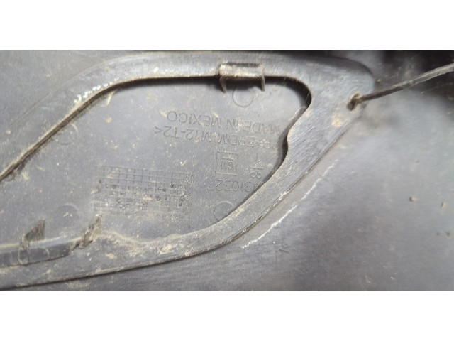 Решетка радиатора  Chevrolet Equinox 2017-2024          84150736