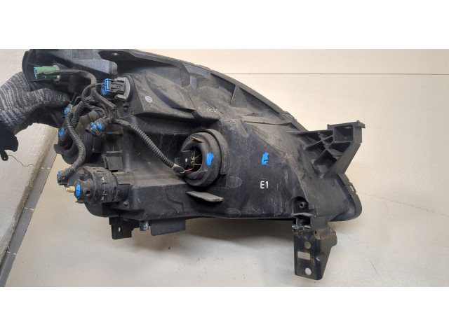 Фара передняя  Honda CR-V 2001-2006 левая 