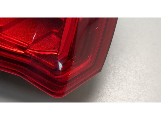 Задний фонарь 25798545