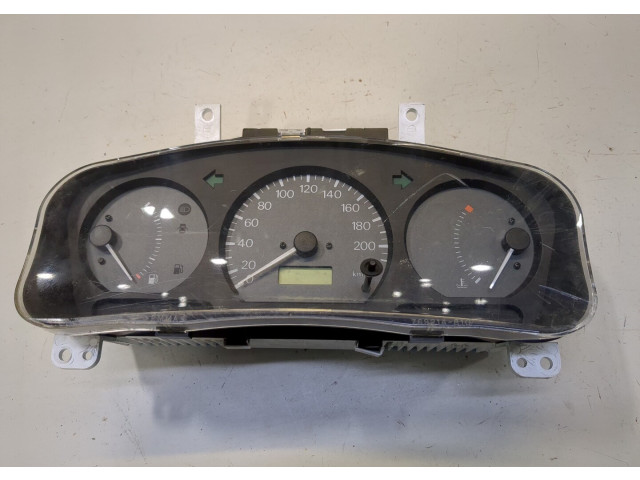 Панель приборов Mitsubishi Lancer 6 1996-2003