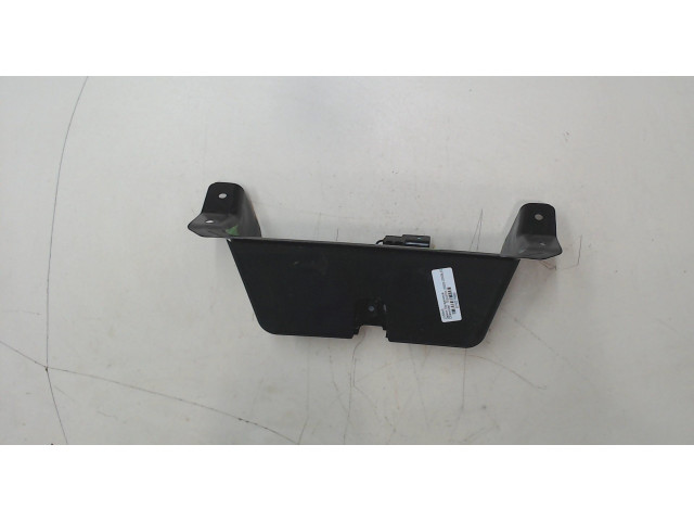 Замок багажника  Chevrolet Equinox 2005-2009       