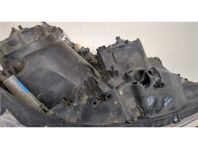 Фара передняя Mitsubishi ASX правая