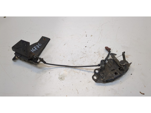 Замок капота Nissan Pathfinder 2012-2017