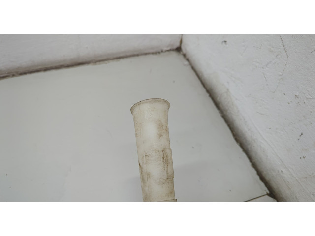 Бачок омывателя  Mazda 6 (GH) 2007-2012    