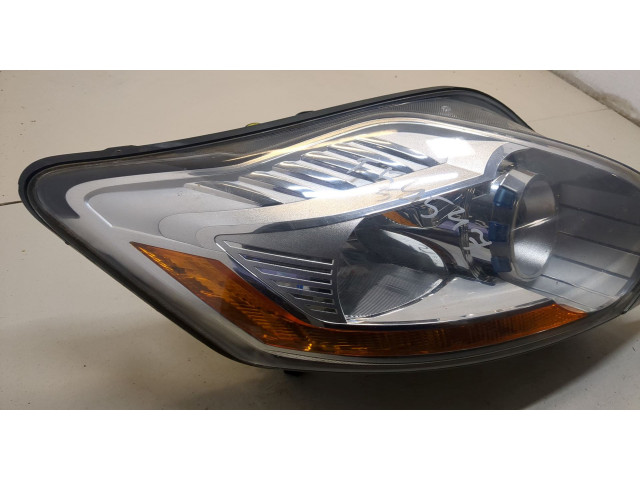 Фара передняя  Ford Kuga 2008-2012 правая 
