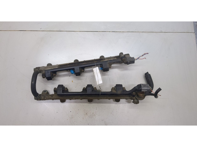 Форсунка топливная Mazda 626 1992-1997 KL0113250