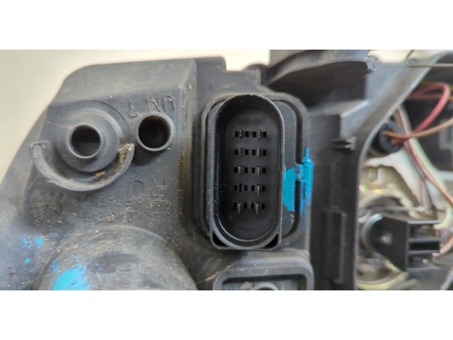 Фара передняя Skoda Fabia 1999-2007 правая